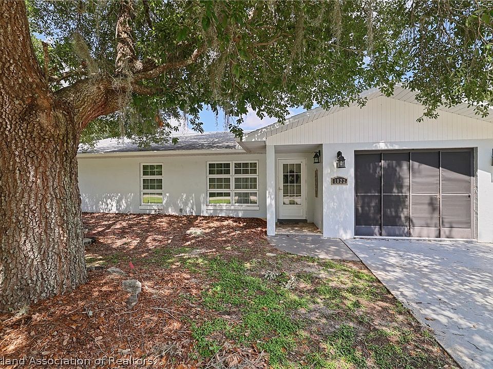 1st image of 1022 Peachtree Dr