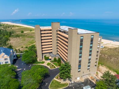 100 Lake Shore Dr APT 105, Michigan City, IN, 46360