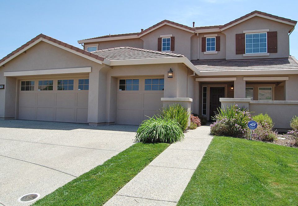 1st image of 7804 La Piedra Pl