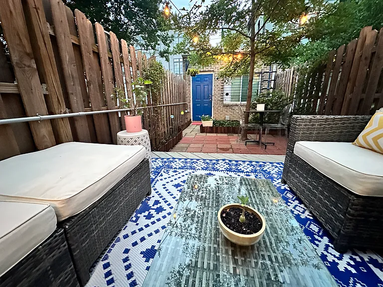 433 Warner St NW — Photo 23