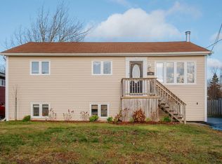 16 Blackwood Dr, Gander, NL A1V1B7