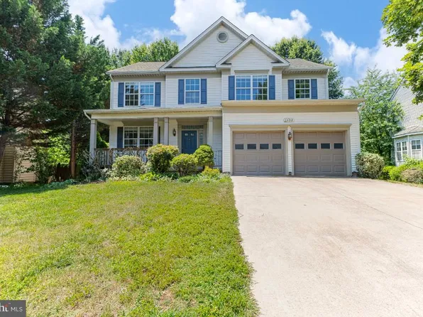 1402 Timberwolf Dr, Frederick, MD 21703