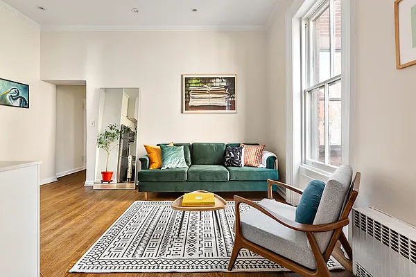 Sold by Compass | media 3