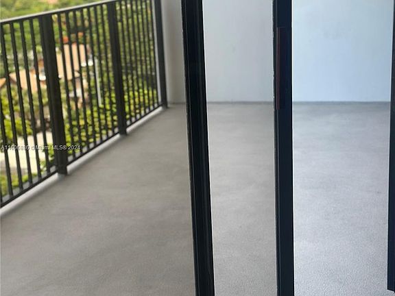 4th image of 1901 Brickell Ave APT B1106