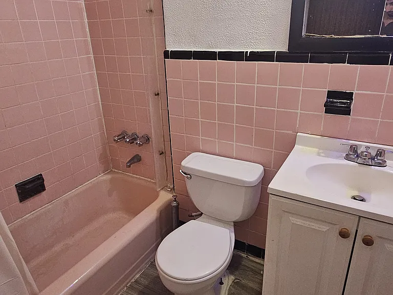 1477 E 102nd St #1 — Photo 5