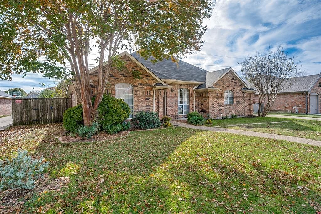 3616 Racquet Ct, Plano, TX 75023 | Zillow