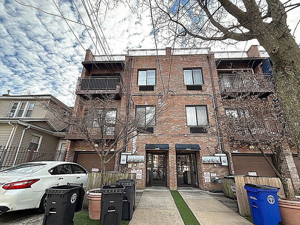 1st image of 17528 89th Ave APT C