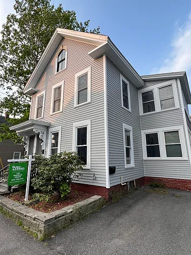 14 Essex St #1 Photo 1