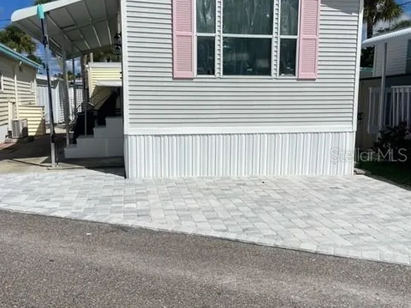 218 Bayo St, Englewood, FL 34223