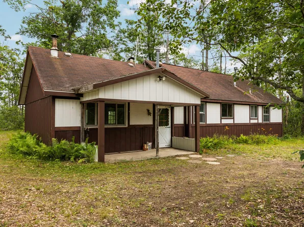 6247 Bear Lake Dr, Johannesburg, MI 49751