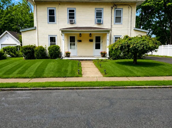 22 West St #22, Manchester, CT 06040