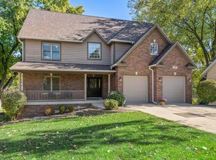 131 N Wilmette Ave, Westmont, IL