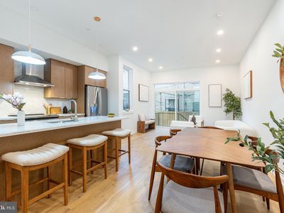 903 Corinthian Ave #2, Philadelphia, PA, 19130