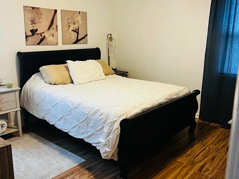 Bedroom #1