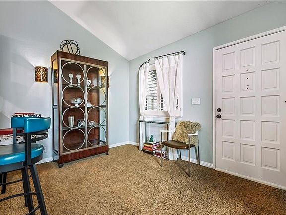 4th image of 457 Coyote Creek Cir
