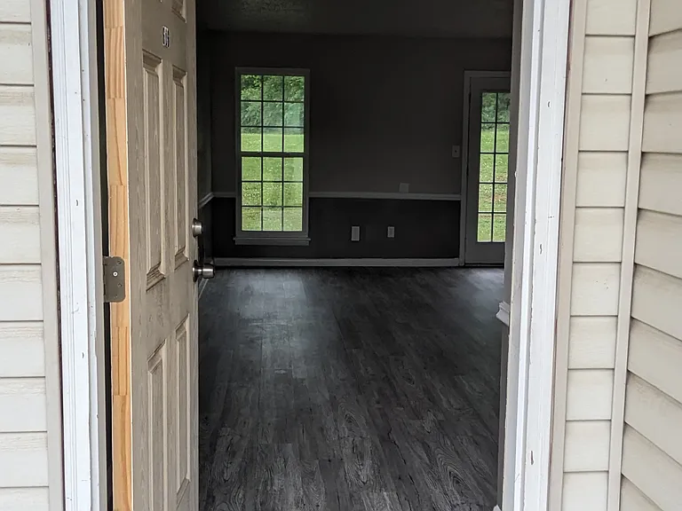 Academy Apartment — Photo 36