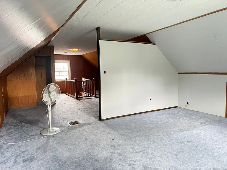 69 W Charlotte St — Photo 20