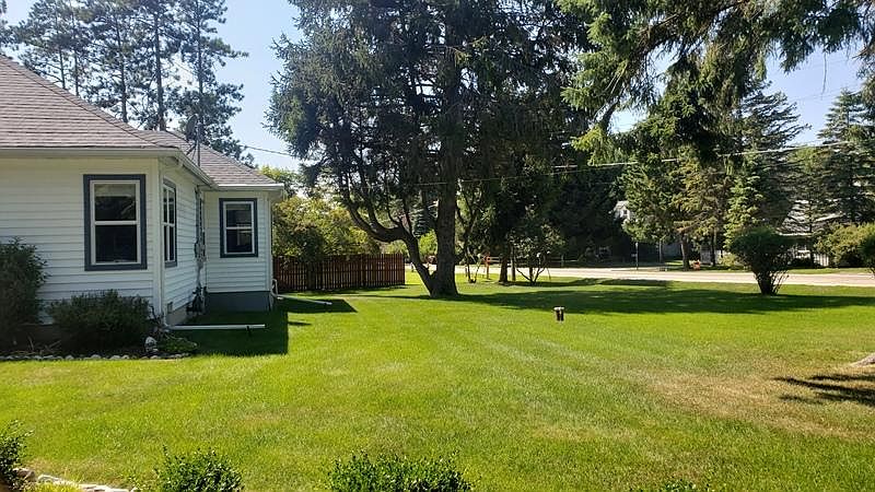 2nd image of 4610 Evergreen Dr