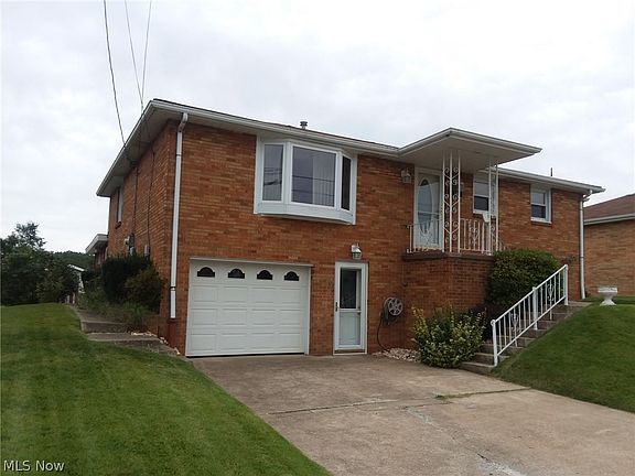 3rd image of 135 Paulman Cir