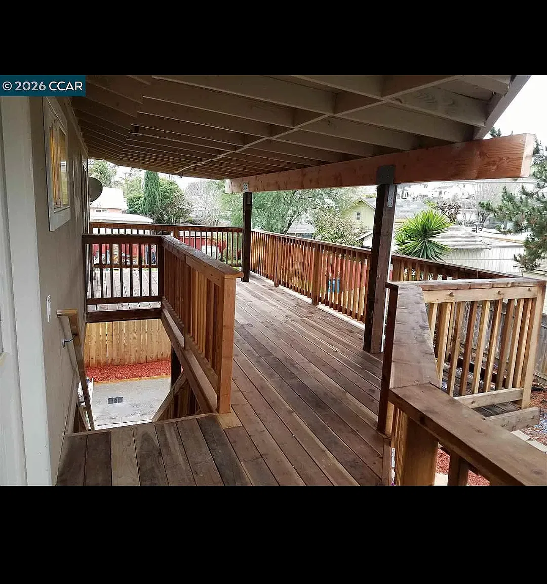 10 bed, 3600 sqft, $8,500 — Photo 2