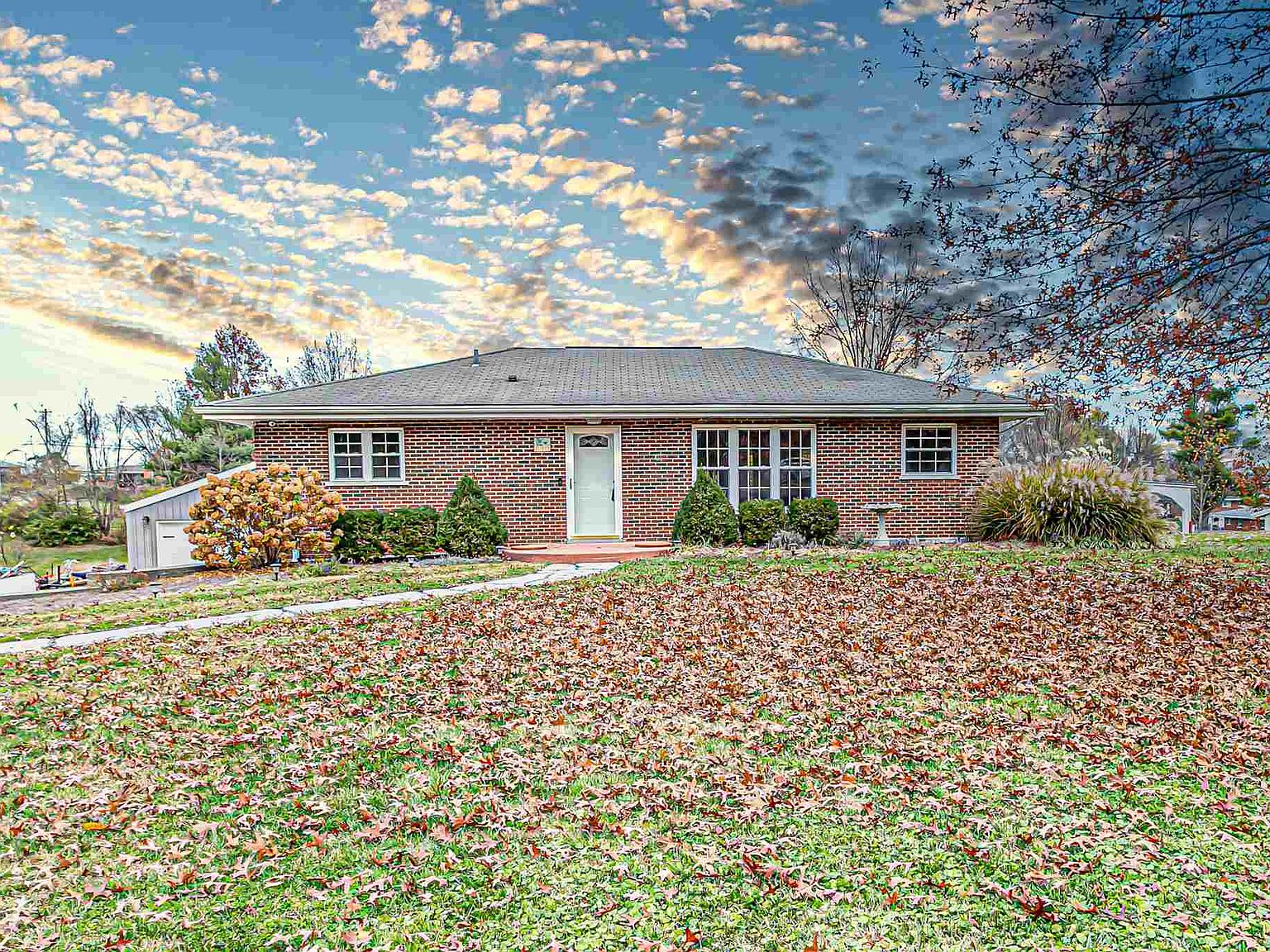 890 Independence Station Rd, Independence, KY 41051 Zillow