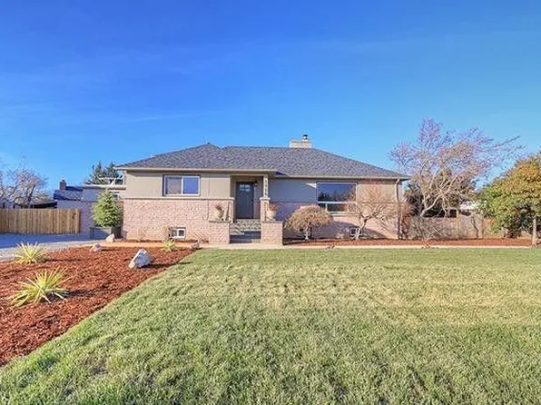 1066 Diamond St, Medford, OR 97501