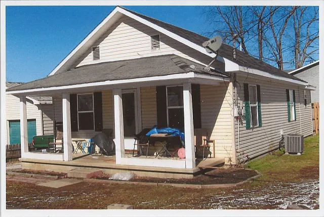35 Cooper St photo 1