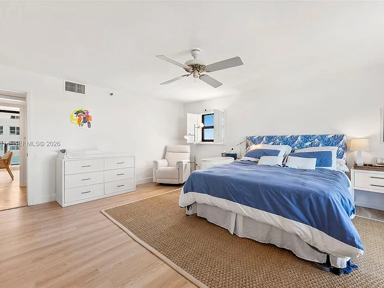 2575 S Bayshore Dr #11B — Photo 13