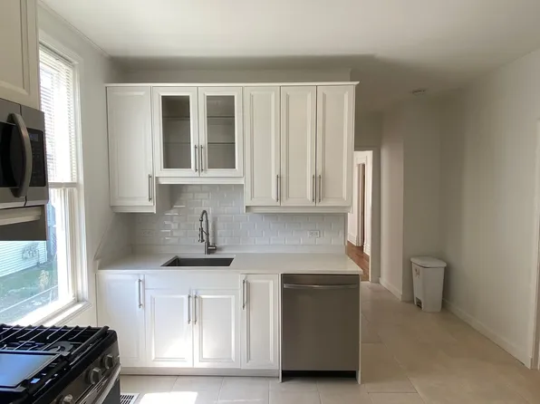 Avondale Three Bedroom!, 3331 N Whipple St, Chicago, IL 60618