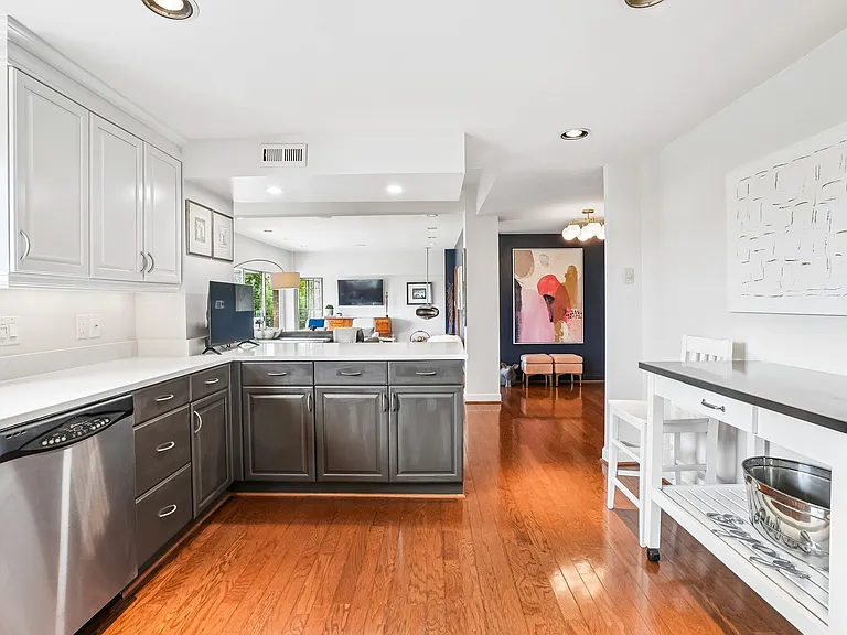 4200 W End Ave #408 — Photo 8