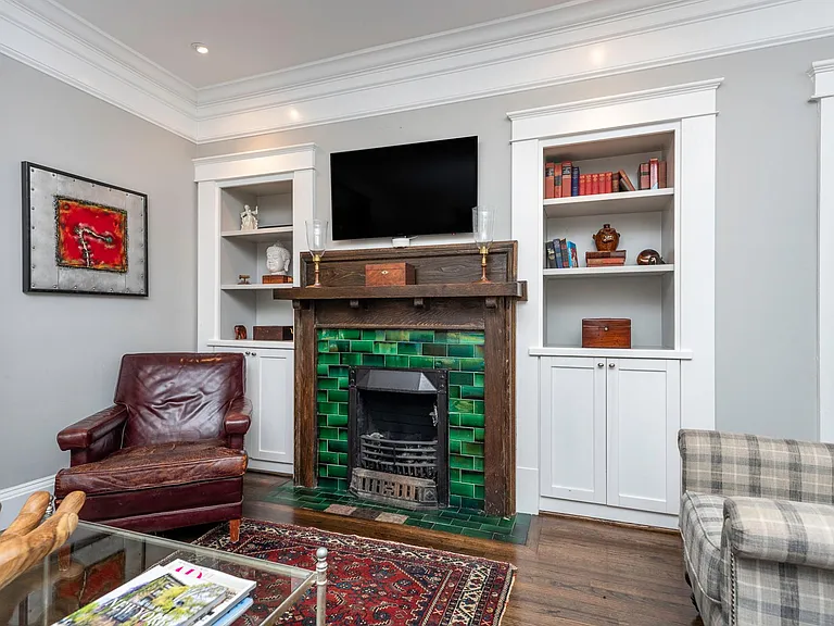 16 Traxler St — Photo 12