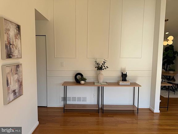 3rd image of 3311 Southgreen Rd