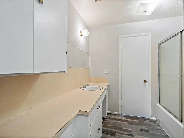 2729 Main St — Photo 25