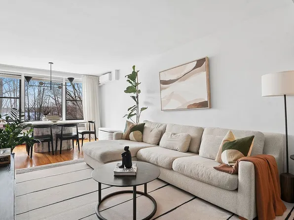 9511 Shore Rd APT 101, Brooklyn, NY 11209