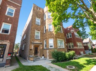 7422 S Bennett Ave APT 2, Chicago, IL 60649