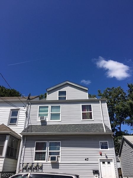 2nd image of 47 Hopper St