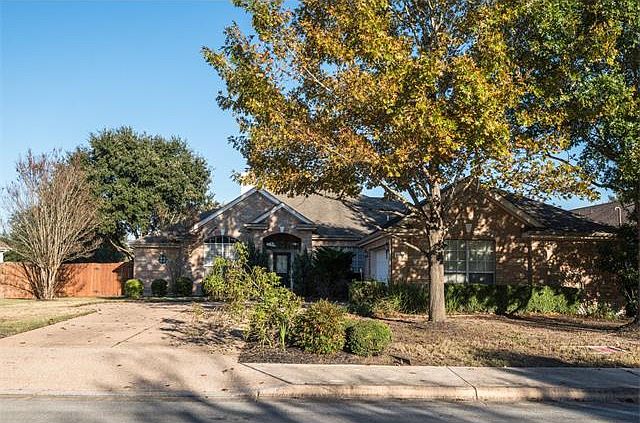 1st image of 11025 River Plantation Dr