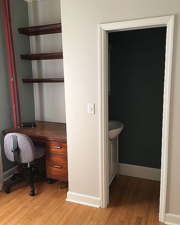 Office with 1/2 bath