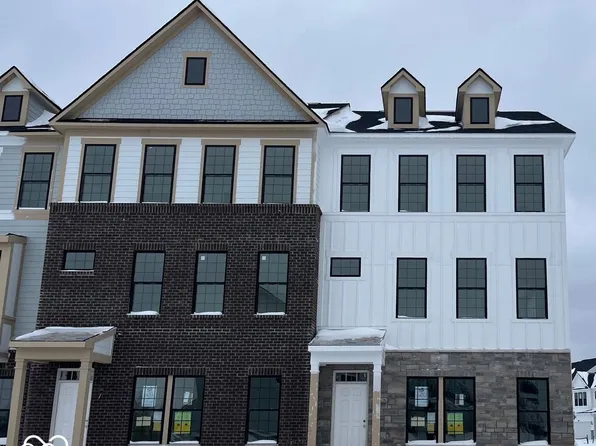 10936 Hanovarian St, Zionsville, IN 46077