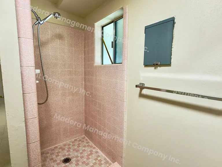 222 N C St — Photo 7