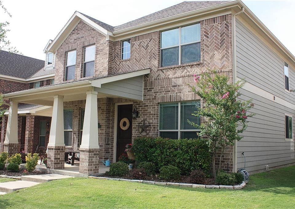 1st image of 912 Hayden Ln