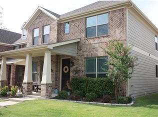 912 Hayden Ln, Aubrey, TX 76227