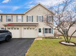 2571 Ross St, Hampshire, IL 60140