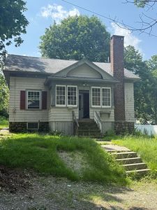 7 Albemarle St, Worcester, MA, 01605