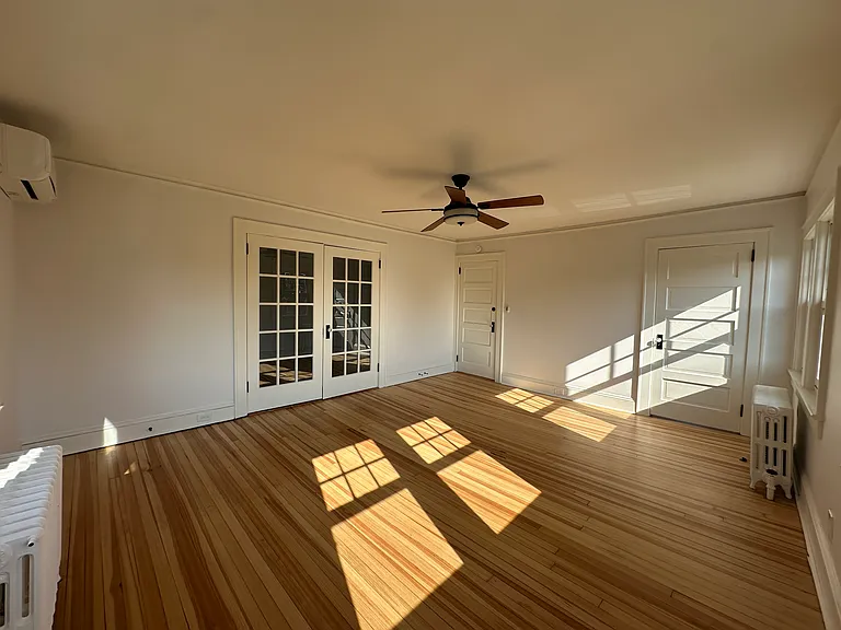40 Smith St #2 — Photo 6