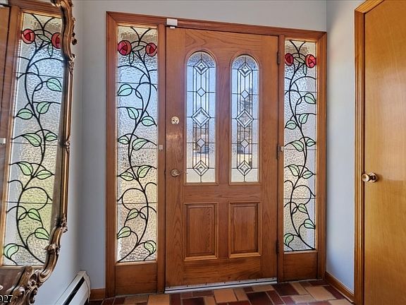 3rd image of 53 Woodmont Rd