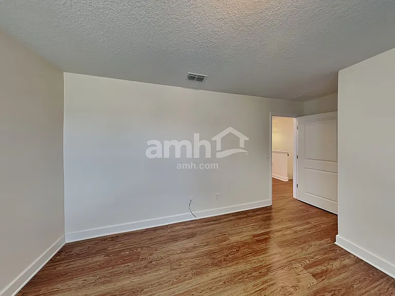 329 Crestrun Loop — Photo 12