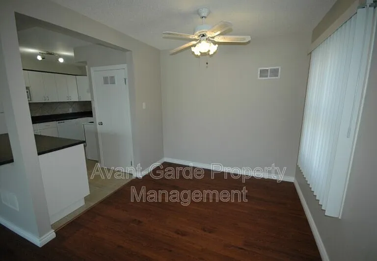 11635 111a Ave NW — Photo 10