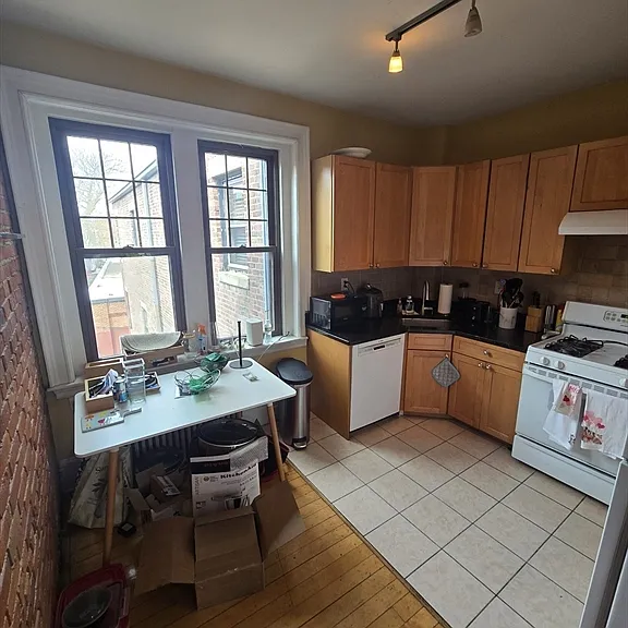 1169 Commonwealth Ave #3 — Photo 2