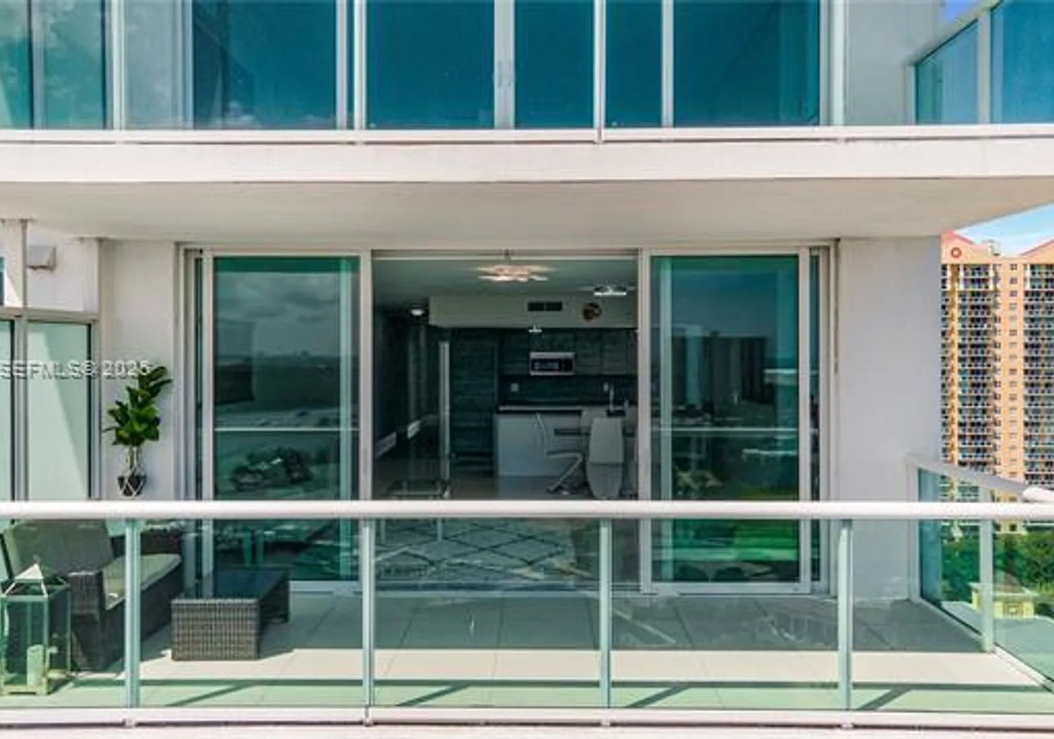 400 Sunny Isles Blvd cu-1722, Sunny Isles Beach, FL 33160 — Photo 3